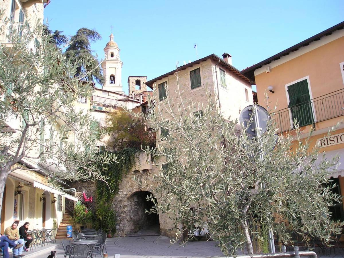 Casa Gianni Apartment Vallebona Bagian luar foto